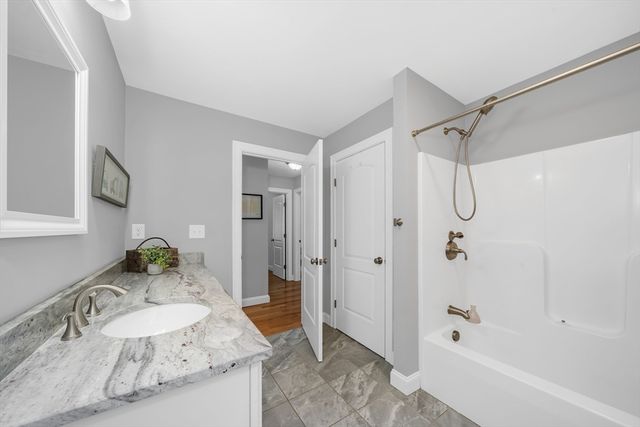 79 Andover Rd, Billerica, MA 01821