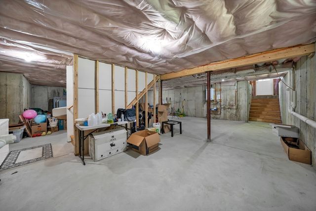 79 Andover Rd, Billerica, MA 01821