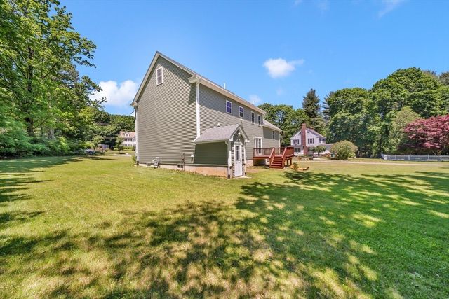 79 Andover Rd, Billerica, MA 01821