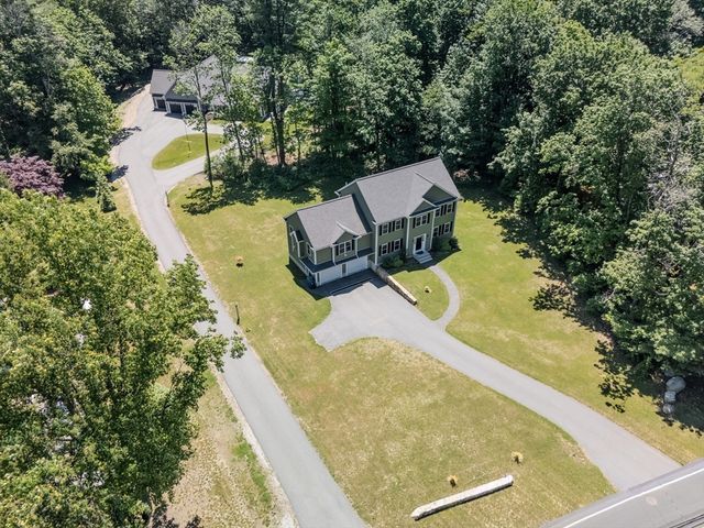 79 Andover Rd, Billerica, MA 01821