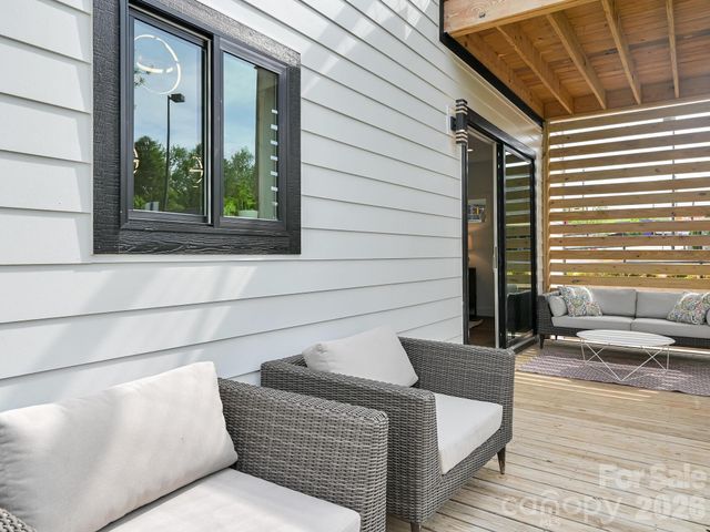 18 Sand Hill Road, Asheville, NC 28806