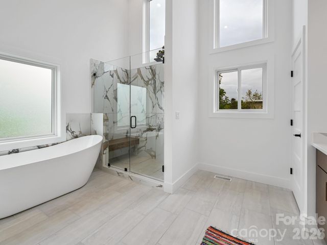 18 Sand Hill Road, Asheville, NC 28806