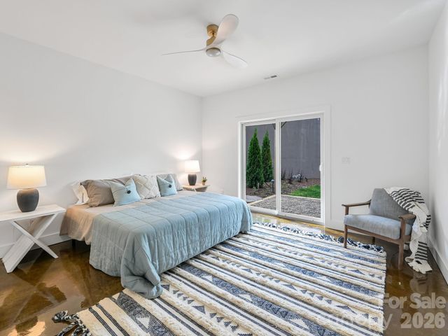 18 Sand Hill Road, Asheville, NC 28806