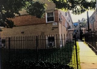 4332 N Kedvale Avenue, Chicago, IL 60641