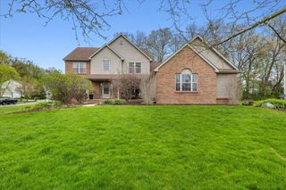 9783 Viewcrest Court, Hartland Twp, MI 48843
