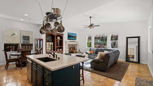 34025 Summit View Pl Place, Temecula, CA 92592