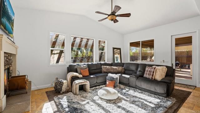 34025 Summit View Pl Place, Temecula, CA 92592