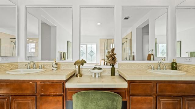 34025 Summit View Pl Place, Temecula, CA 92592