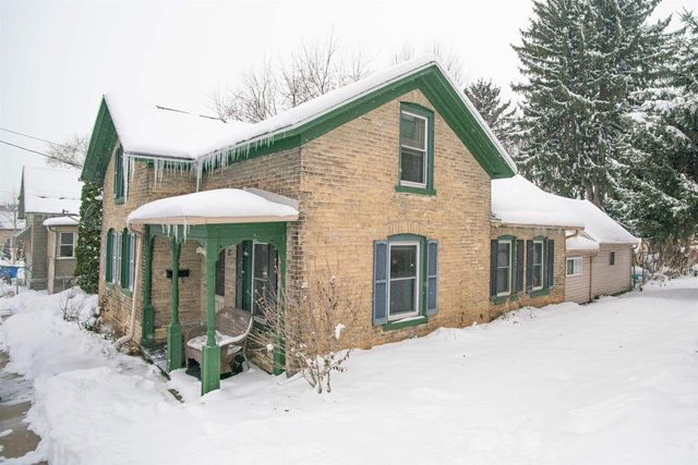 114 E Green Street, Watertown, WI 53098