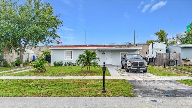 1838 Lauderdale Manor Dr, Fort Lauderdale, FL 33311