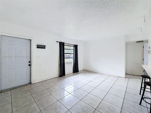 1838 Lauderdale Manor Dr, Fort Lauderdale, FL 33311