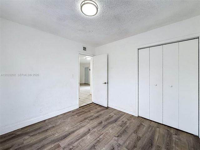 1838 Lauderdale Manor Dr, Fort Lauderdale, FL 33311