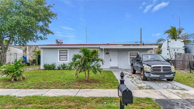 1838 Lauderdale Manor Dr, Fort Lauderdale, FL 33311