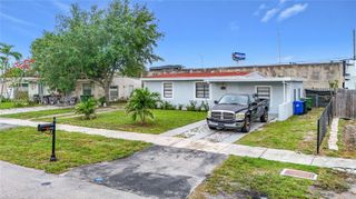 1838 Lauderdale Manor Dr, Fort Lauderdale, FL 33311