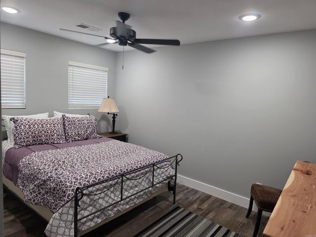 1000 Twin Coves Circle, Greers Ferry, AR 72067