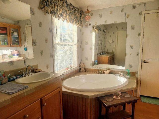 2720 ABILENE TRAIL, Polk City, FL 33868