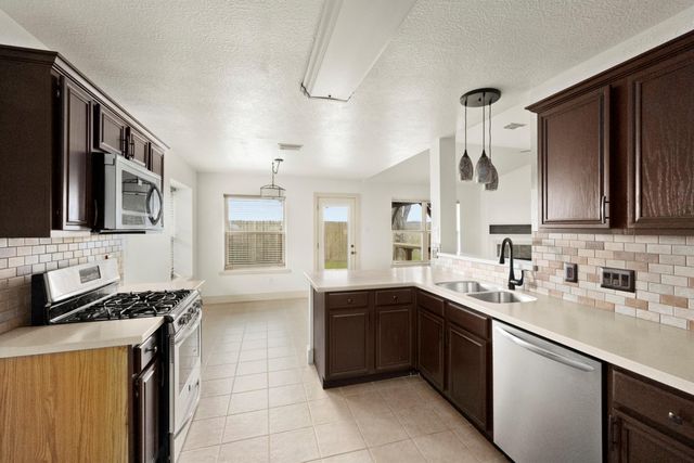 1243 Willow Branch, League City, TX 77573