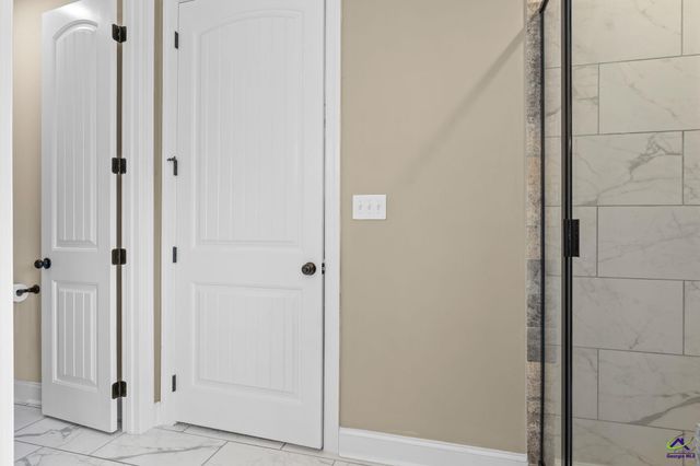 122 Blue Dunn Circle, Perry, GA 31069