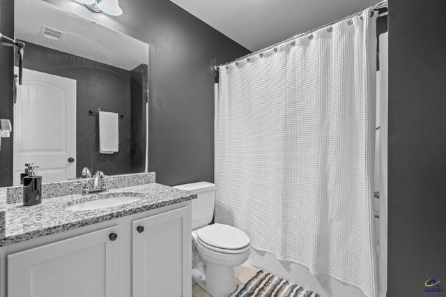 122 Blue Dunn Circle, Perry, GA 31069