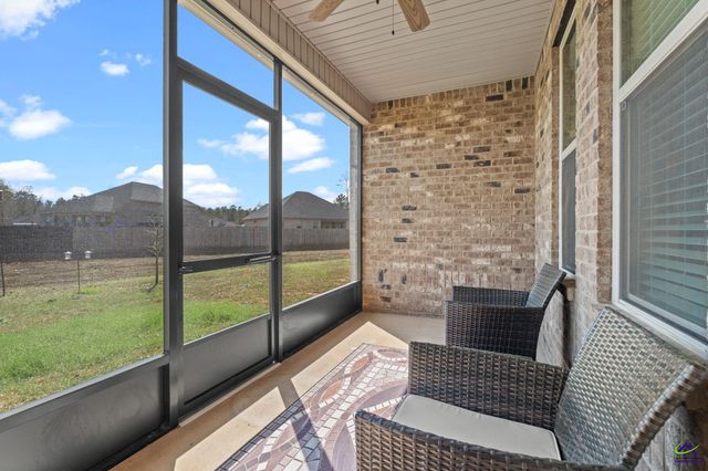 122 Blue Dunn Circle, Perry, GA 31069