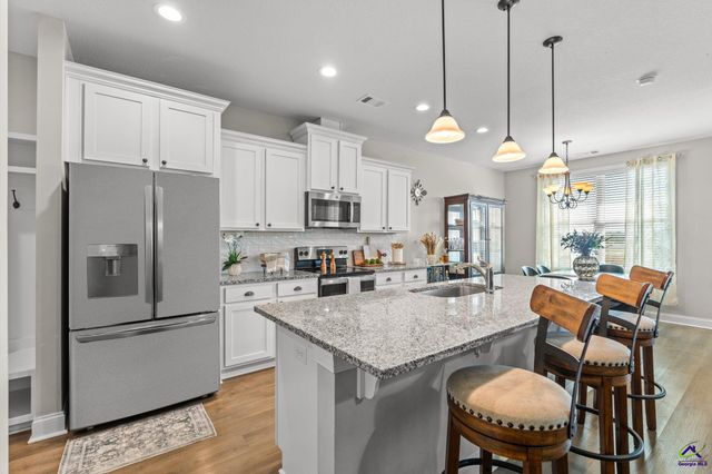 122 Blue Dunn Circle, Perry, GA 31069