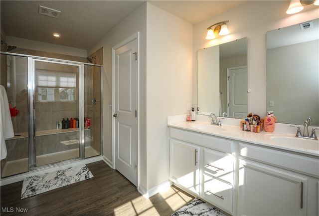 76 Wanda Court, Kent, OH 44240