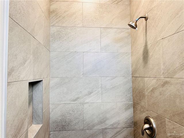 2400 E San Andrea Street 1, Edinburg, TX 78542