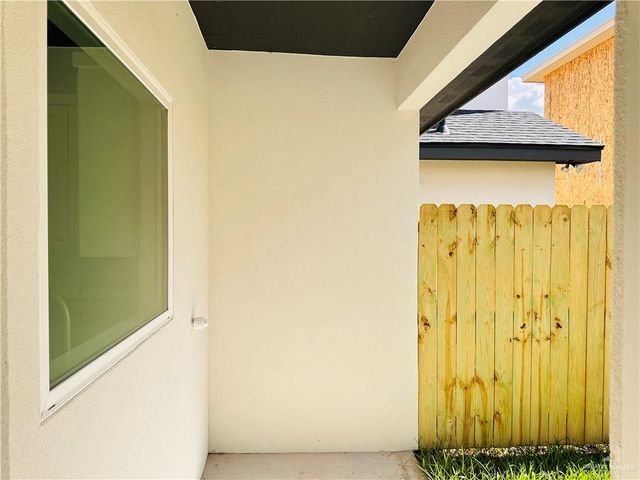 2400 E San Andrea Street 1, Edinburg, TX 78542