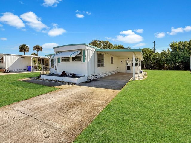143 SE Easy Street, Stuart, FL 34994