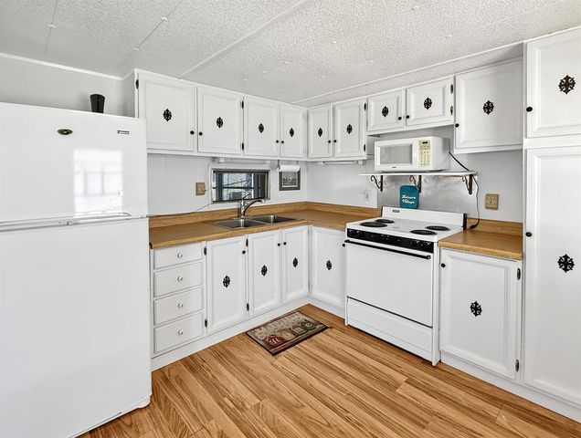 143 SE Easy Street, Stuart, FL 34994