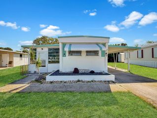 143 SE Easy Street, Stuart, FL 34994