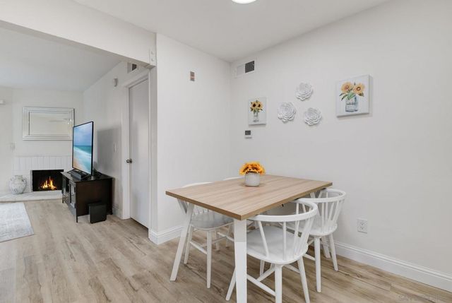 6877 Caminito Mundo 25, San Diego, CA 92119