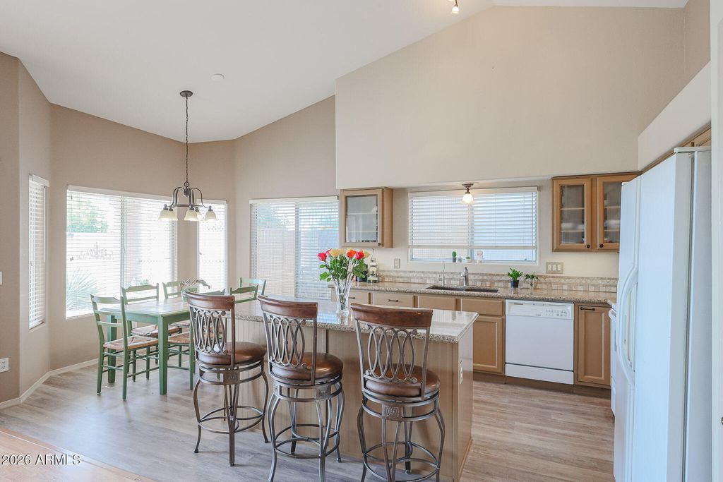 13297 W WILSHIRE Drive, Goodyear, AZ 85395