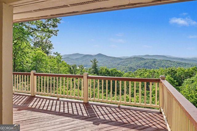 734 Long Laurel Ridge Drive, Lakemont, GA 30552