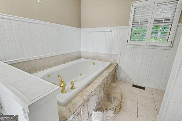 734 Long Laurel Ridge Drive, Lakemont, GA 30552