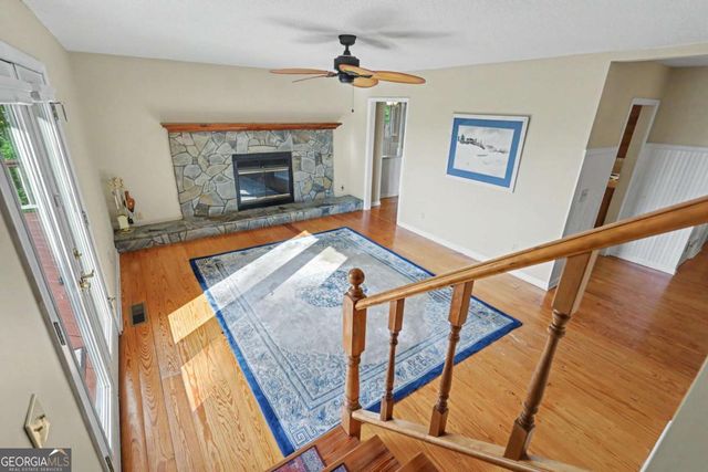 734 Long Laurel Ridge Drive, Lakemont, GA 30552