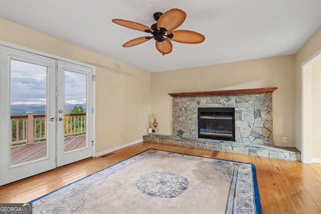 734 Long Laurel Ridge Drive, Lakemont, GA 30552