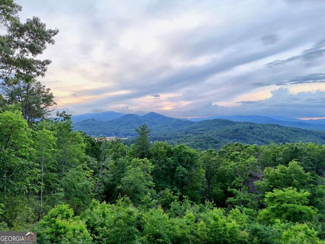 734 Long Laurel Ridge Drive, Lakemont, GA 30552