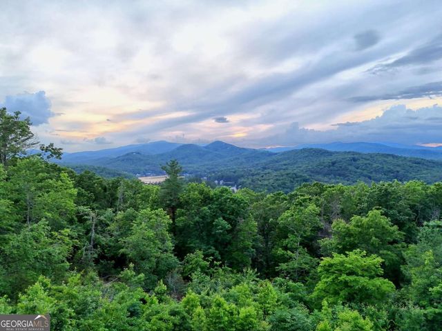 734 Long Laurel Ridge Drive, Lakemont, GA 30552
