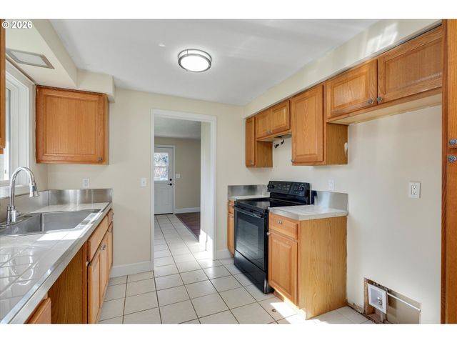 15050 S DALES Ave, Beavercreek, OR 97004