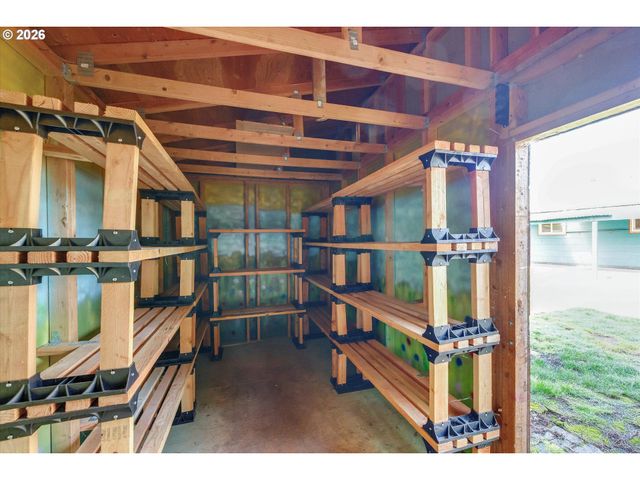 15050 S DALES Ave, Beavercreek, OR 97004