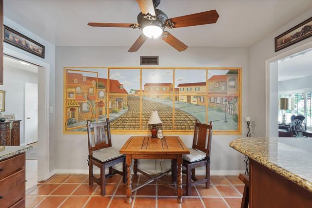 1040 Willora Rd, Stockton, CA 95207