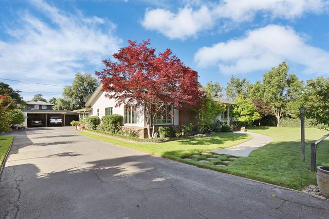 1040 Willora Rd, Stockton, CA 95207
