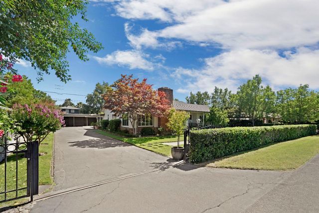 1040 Willora Rd, Stockton, CA 95207
