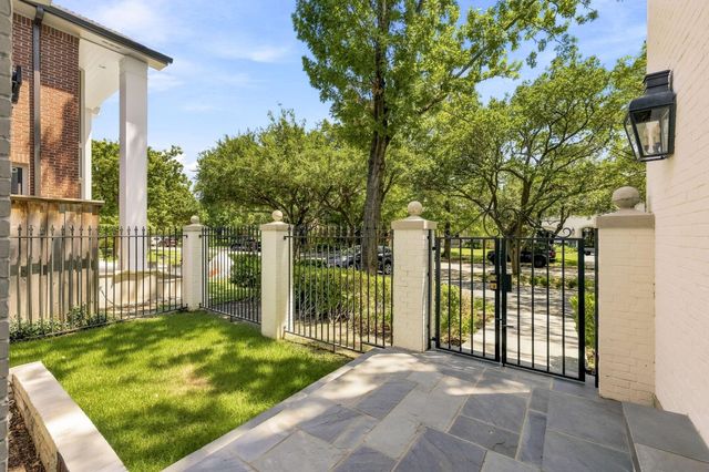 4020 Mcfarlin Boulevard, University Park, TX 75205