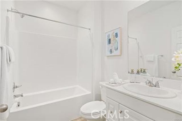 16391 Globetrotter, Chino, CA 91708