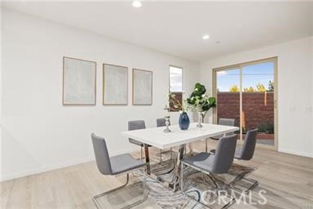 16391 Globetrotter, Chino, CA 91708