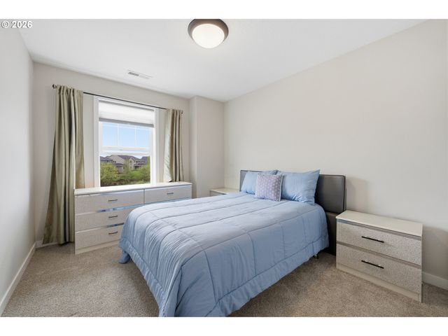 165 W BARBARAS Way, Newberg, OR 97132