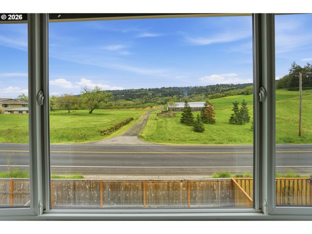 165 W BARBARAS Way, Newberg, OR 97132