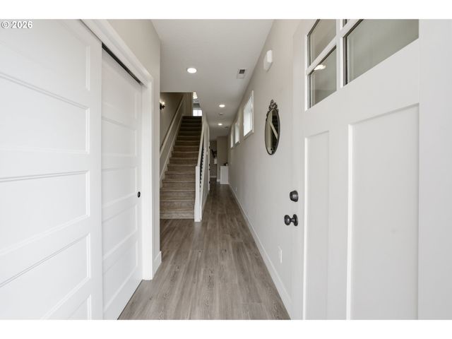 165 W BARBARAS Way, Newberg, OR 97132